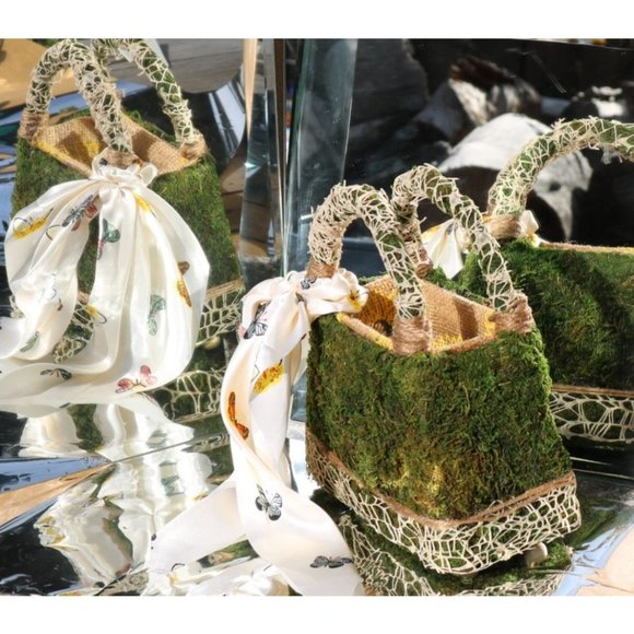 Handmade Moss Purse | Fully Lined | Functional | Spring Moss Bag | Easter Basket - Picture 7 of 15